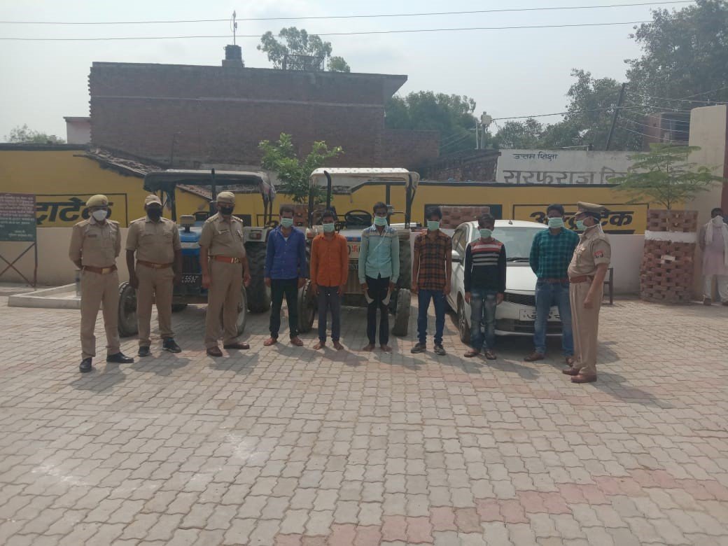चोरी के दो ट्रैक्टरं व एक कार सहित पांच अंतरराज्यीय वाहन चोर गिरफ्तार