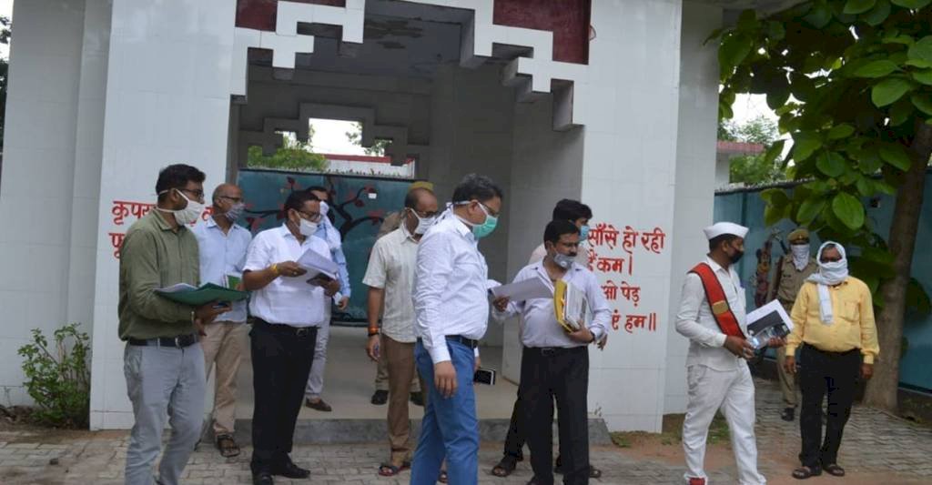 शहर के पार्कों में जीर्णोद्धार के कार्य में मिली खामियां