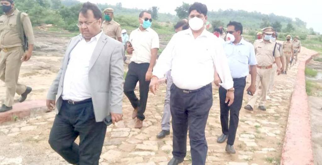 शबरी जल प्रपात का किया औचक निरीक्षण