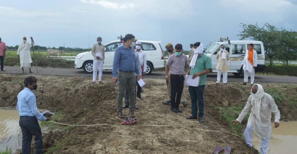 मिट्टी के कार्य में माप बढ़ाकर लिखने पर ग्राम पंचायत सचिव निलंबित