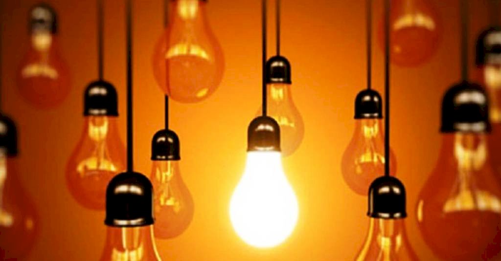 यूपी सरकार चाहे तो उपभोक्ताओं को मिल सकती है निःशुल्क बिजली