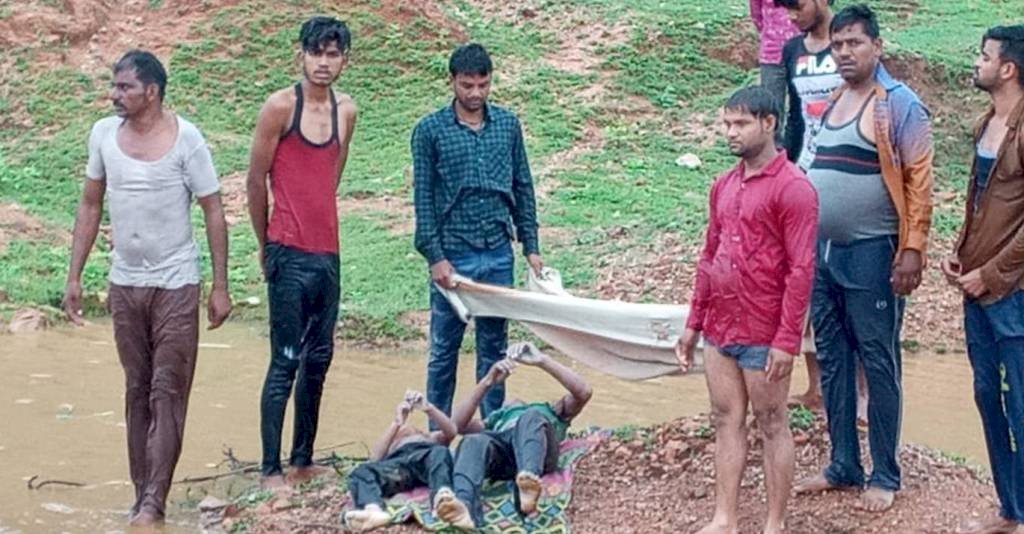 ललितपुर : लापता दो भाईयों का शव तालाब में मिला