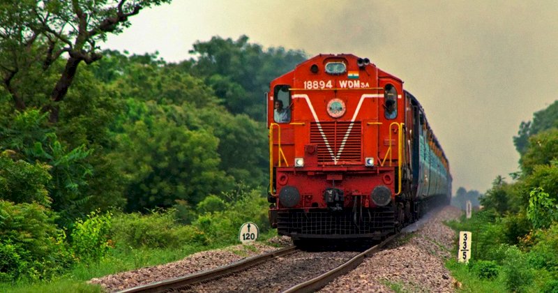 यात्रीगण ध्यान दें : मुंबई से मऊ वाया वीरांगना लक्ष्मीबाई जंक्शन चलेगी यह स्पेशल ट्रेन