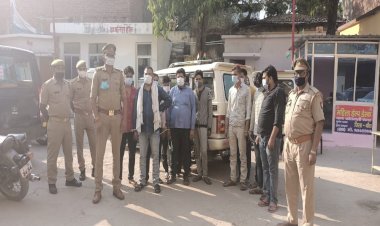 बांदा में अवैध बालू खनन में पुलिस व प्रशासन की रेकी करने वाले कौन-कौन हुए गिरफ्तार, जानें 