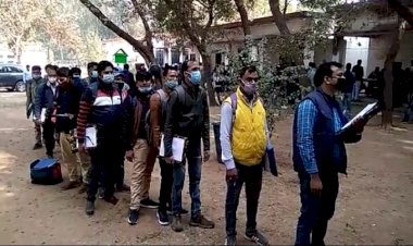 बांदा : पहले दिन 478 पुरुष शिक्षकों की काउंसलिंग 