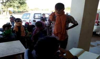 बांदा व चित्रकुट के 21 बंधुआ प्रवासी मजदूरों को मानव तस्करी से मुक्त करवाया