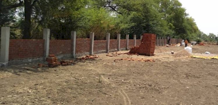 हमीरपुर : अखंड परमधाम की जमीन पर कब्जा करने में सपा नेता समेत पांच के खिलाफ मुकदमा दर्ज