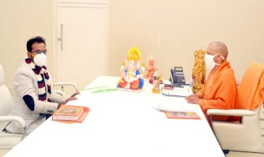 सीएम से बुन्देलखण्ड को मिनी फिल्म सिटी बनाने, धार्मिक व पर्यटन स्थलों के सौंदर्यीकरण की मांग 