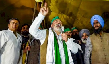 किसान आंदोलन: राकेश टिकैत की आत्महत्या की धमकी, रातभर धरने पर बैठे रहे किसान