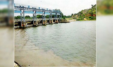 मौदहा डैम में अब जल्द बनने जा रहा लिफ्ट केनाल, एई ने टीम के साथ किया निरीक्षण