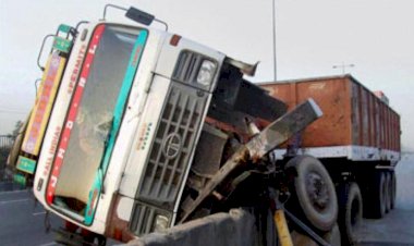 हमीरपुर से इटावा जा रहा मजदूरों भरा ट्राला पलटा, छह की मौत 16 घायल
