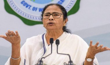 ममता के फिर बिगड़े बोल- भाजपा को बता डाला डकैतों की पार्टी
