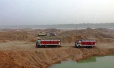 बांदा में बालू खदान में युवक की हत्या, हमलावर फरार