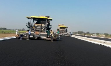 तीव्र गति से हो रहा बुंदेलखंड एक्सप्रेस-वे का निर्माण कार्य, 55% भौतिक कार्य पूर्ण, देखिये यहाँ