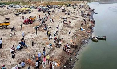 परम्परा के नाम पर शव को नदियों में प्रवाहित करने से रोकेगी जल पुलिस