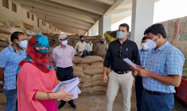 पीसीयू केंद्र प्रभारी ने किसानों से लिए अधिक पैसे, डीएम ने सात दिन में वापसी करने को कहा