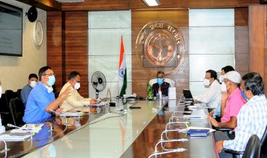 मुख्य सचिव के निर्देश, जुलाई में प्रतिदिन 25 लाख वैक्सीन डोज देने की कार्ययोजना बनाएं जिलाधिकारी