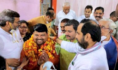 इतिहास दोहराया, वीर सिंह के बाद अशोक जाटव बने निर्विरोध ज़िला पंचायत अध्यक्ष पद