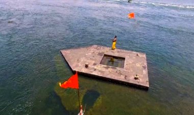 नर्मदा के बीचो बीच है महादेव मंदिर, श्रद्धालुओं को कर रहा आकर्षित