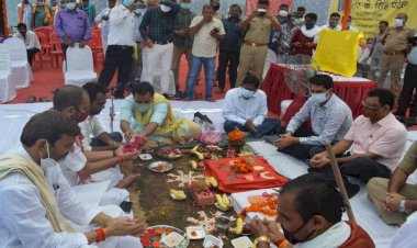 बांदा विकास प्राधिकरण का तीन मंजिला कार्यालय नरैनी रोड में बनेगा, सांसद-विधायक ने किया भूमि पूजन