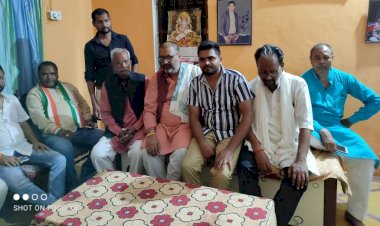 कांग्रेस जनों को एकजुट करने की मुहिम में जुटे हैं जिला अध्यक्ष लालू दुबे