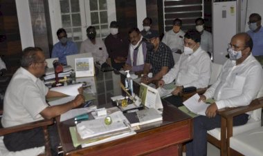 ग्राम पंचायत सचिवालयों में अनुपस्थित रहने वाले कर्मचारियों के विरूद्ध कार्यवाही की जाए : आयुक्त