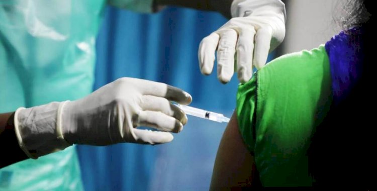 अफवाहों को दरकिनार कर,  25 फीसदी युवाओं ने लगवाई कोरोना वैक्सीन