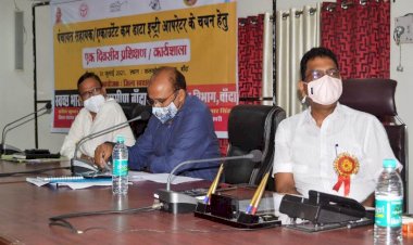 गुब्बारों व फूल-मालाओं से सुसज्जित उचित दर दुकानों में अन्न महोत्सव मनाने की तैयारी