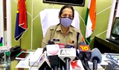 महोबा : चोरी के उद्देश्य से घर मे घुसे बदमाशों ने की फायरिंग, रिटायर्ड वनकर्मी की पत्नी सहित दो घायल