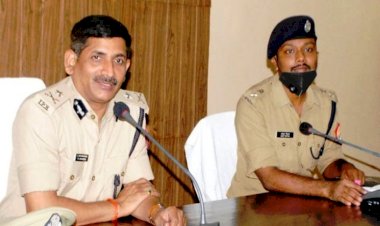 साइबर क्राइम से बचने को आईजी चित्रकूट धाम मंडल परिक्षेत्र ने दिए टिप्स