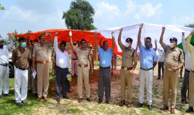 151 फिट ऊंचे पोल पर ध्वजारोहण की तैयारियों का मण्डलायुक्त व आईजी ने लिया जायजा