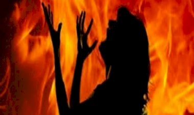 महोबा : शौच को जा रही महिला पर तेल छिड़क, जिन्दा फूंकने का प्रयास