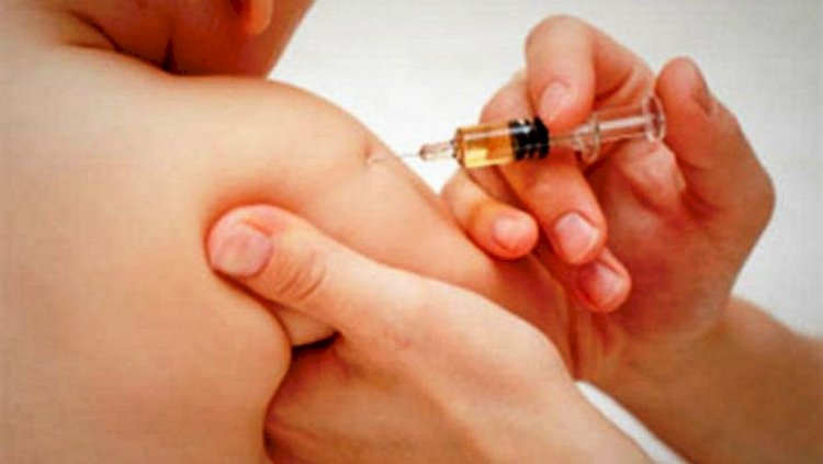 बच्चे को टीकाकरण के समय जरूर पिलाएं विटामिन ए, कोरोना से लड़ने में मिलेगी मदद