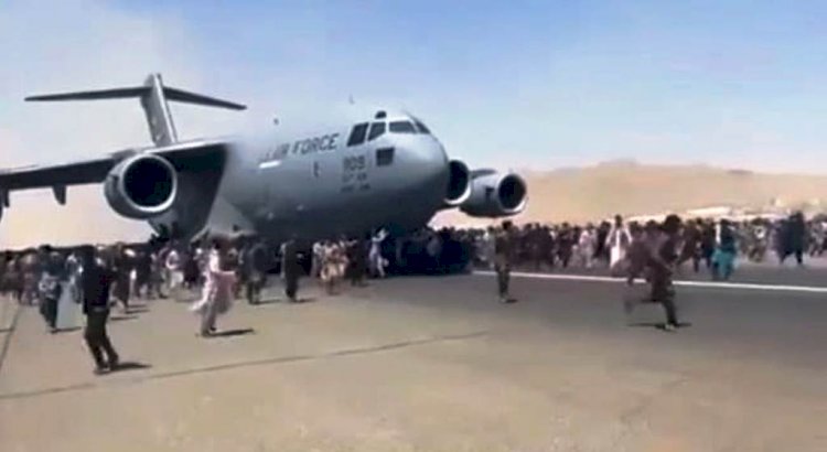 काबुल हवाई अड्डा पूरी तरह से तालिबान के नियंत्रण में, अमेरिकी सेना ने की हवाई फायरिंग