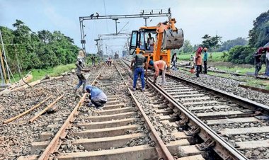 महोबा से झांसी तक किसी भी रेलवे स्टेशन तक दोहरीकरण का काम पूरा नहीं