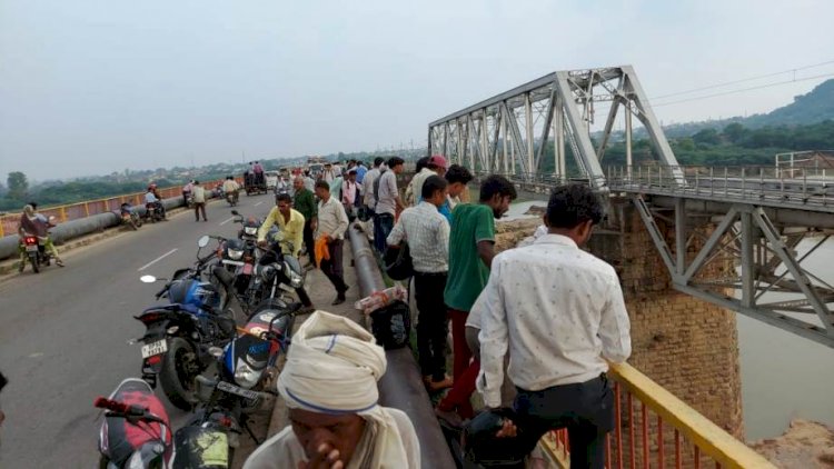 रेलवे पुल से गिरकर युवक की संदिग्ध परिस्थितियों में मौत..
