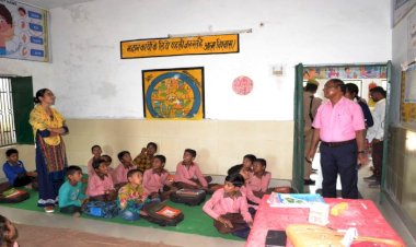 डीएम सहित 101 अधिकारियों ने परिषदीय स्कूलों में बच्चों की क्लास ली