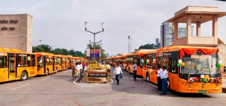 लखनऊ में यात्रियों के लिए नई इलेक्ट्रिक एसी बसों का संचालन 21 अक्टूबर से