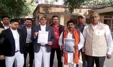 झांसी में विकलांग व्यवसायी की मौत के लिए जिम्मेदार अभियुक्तों की गिरफ्तारी को लेकर क्षत्रिय महासभा का प्रदर्शन