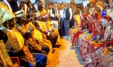 मंगल गीतों के बीच सुदर्शन समाज के नौ जोड़ें वैवाहिक सूत्र में बंधे