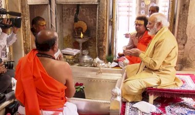 काशी हुई प्रफुल्लित, प्रधानमंत्री बने मुख्य यजमान