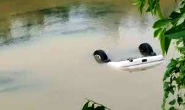 नहर में गिरी कार, तीन भाइयों समेत चार की मौत