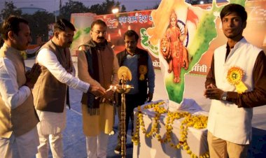 झाँसी में 75 हजार दीपों की दीपांजलि से शहीदों को श्रद्धांजलि