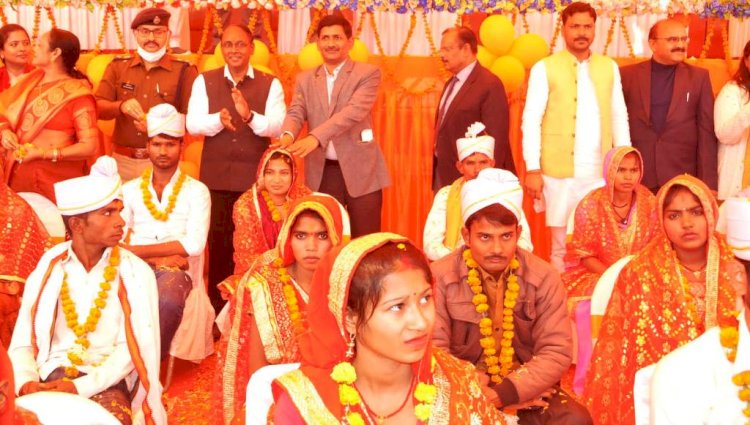 मुख्यमंत्री सामूहिक विवाह में 400 जोड़ें परिणय सूत्र में बंधे, नव विवाहित जोड़ों ने सीएम का आभार जताया