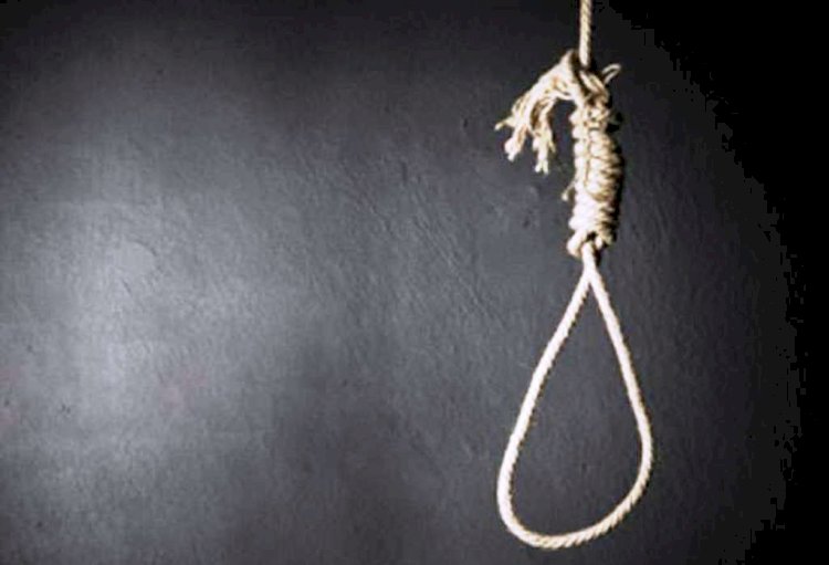 बाँदा : महिला ने साड़ी का फंंदा लगाकर की आत्महत्या