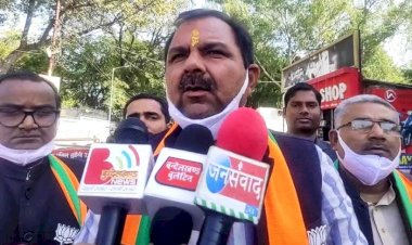 झाँसी : पिछले 10 वर्षों में बदली है झांसी की तस्वीर - रवि शर्मा