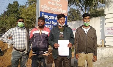 बालू खदान खंड संख्या 4 के संचालक को खंड संख्या 3 के दबंगों ने बन्दूक की बटों से पीटा