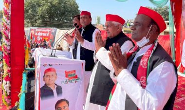 किसानों को सब्जबाग दिखा अखिलेश ने की भाजपा को हराने की अपील