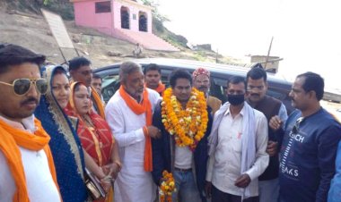 यूक्रेन में फंसा एक छात्र घर वापस लौटा, दूसरा सुरक्षित, कहा बाहर निकलने पर सैनिक मार देते हैं गोली