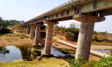 निर्दयी पिता ने 14 वर्षीय पुत्र को 80 फीट ऊंचे पुल से बेटे को फेंक कर मार डाला और लाश ले गया घर